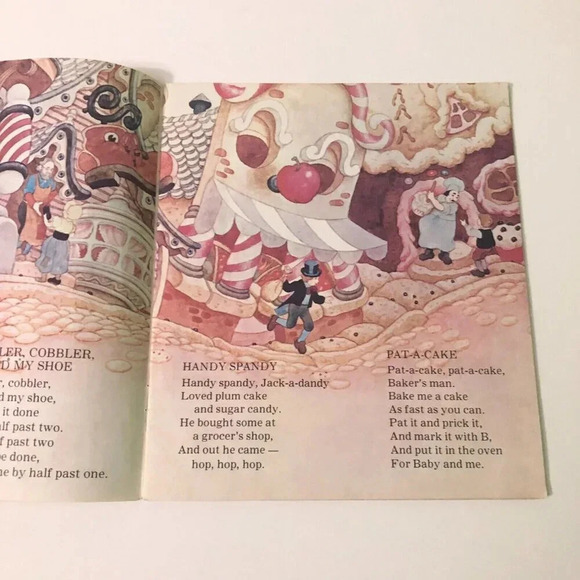 Vtg 1972 The Hildebrandt Mother  Goose Platt and Munk Softcover Book - Picture 10 of 16